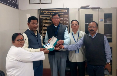 जिला चिकित्सालय को दिलीप ठाकुर ने सौंपा एक और डॉपलर