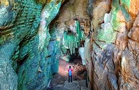 चहल पहल और निर्माण से बिगड़ सकती है "ग्रीन केव" की पारिस्थितकी