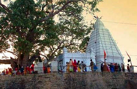 त्रेता में माता सीता ने रेत से किया था राजिम में शिवलिंग का निर्माण