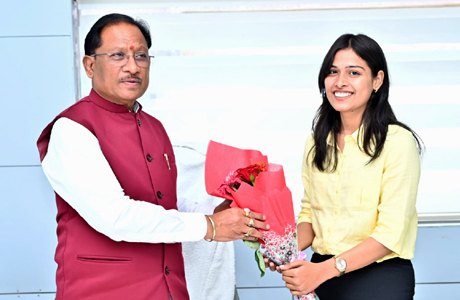 मुंगेली की सुप्रिया बनी लेफ्टीनेंट, मुख्यमंत्री ने दी बधाई