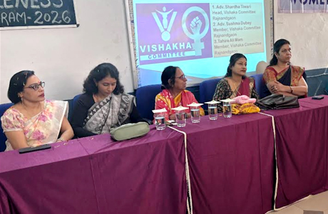 कॉन्फ्लुएंस कॉलेज में मानसिक स्वास्थ्य एवं महिला सुरक्षा गोष्ठी