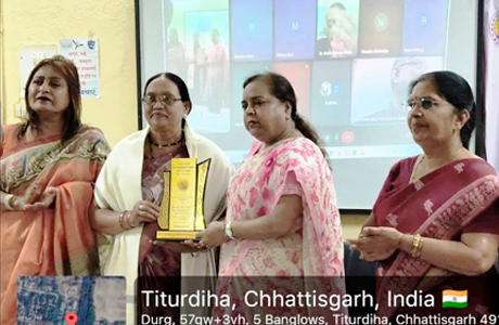 फैकल्टी डेवलपमेंट प्रोग्राम में पद्मश्री शमशाद बेगम का सम्मान