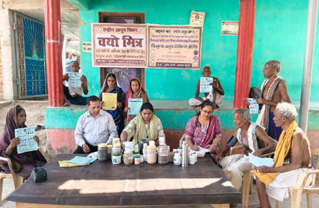 आयुर्वेद चिकित्सा शिविर में 405 मरीजों का हुआ निःशुल्क उपचार