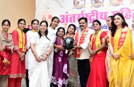 गोल्डन बुक ऑफ रिकॉर्ड में दर्ज हुई "मैं भारत हूं” बाइक-स्कूटी रैली