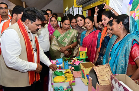 "महतारी वंदन" महिला सशक्तिकरण के प्रयासों का प्रतीक– उप मुख्यमंत्री