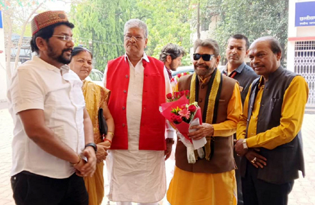 आर्थिक, सामाजिक और शैक्षणिक विकास के लिए व्यापक सर्वेक्षण हो - डॉ. कुसमरिया