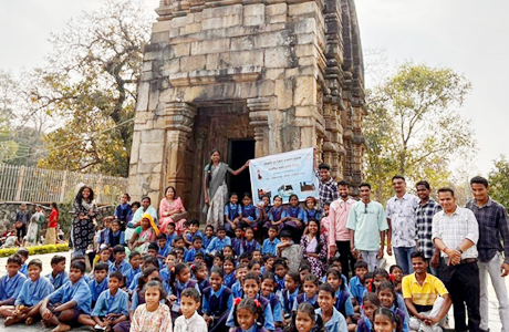 लर्निंग लैब अंतर्गत 73 विद्यार्थियों ने जाना बारसूर, दंतेश्वरी का इतिहास