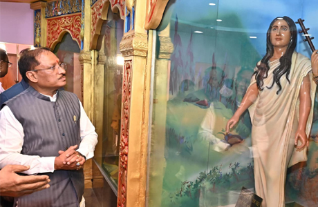 नई पीढ़ी को प्रेरित करेगा महापुरुषों का जीवन और विचारों : मुख्यमंत्री