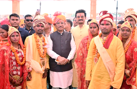 240 नवविवाहित जोड़ों को मुख्यमंत्री ने दिया सुखद दांपत्य जीवन का आशीर्वाद