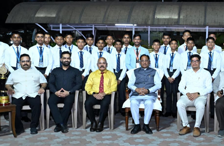 मिलिट्री पाइप बैंड स्पर्धा में रायपुर के सैनिक स्कूल को राष्ट्रीय स्तर पर तृतीय स्थान