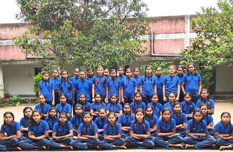 आदिवासी कन्या छात्रावास में सुरक्षित आवास के साथ सकारात्मक वातावरण