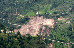 पहाड़ों पर लगातार हो रही मामूली बारिश भी ला सकती है तबाही