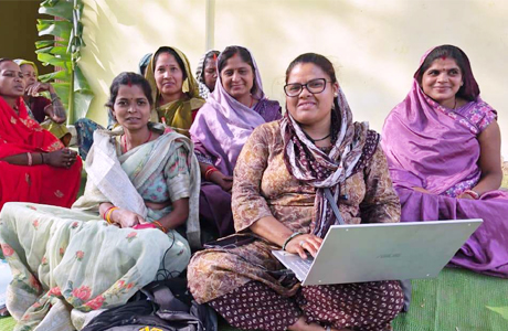 बैंक सखी आशा एक्का ने करवाया 5 करोड़ से अधिक का ट्रांजेक्शन