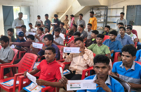 पुनर्वासित युवाओं के लिए साय सरकार खोल रही संभावनाओं के द्वार