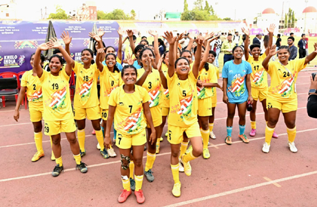 KITG-2026 : महिला फुटबॉल में छत्तीसगढ़ ने झारखंड को हराकर जीता स्वर्ण