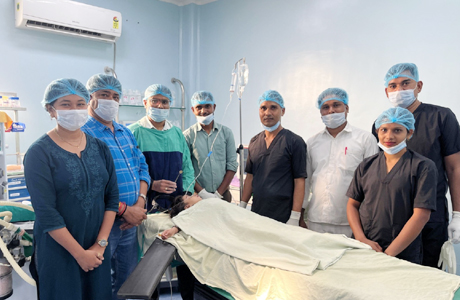 मुंगेली जिला अस्पताल में 3 वर्षीय मासूम की आहार नली से निकाला सिक्का