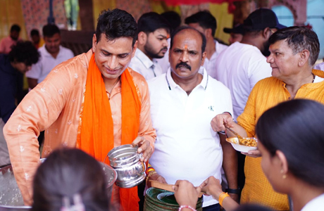 हनुमान जन्मोत्सव पर जय हनुमान सेवा वाहिनी ने किया विशाल भंडारा