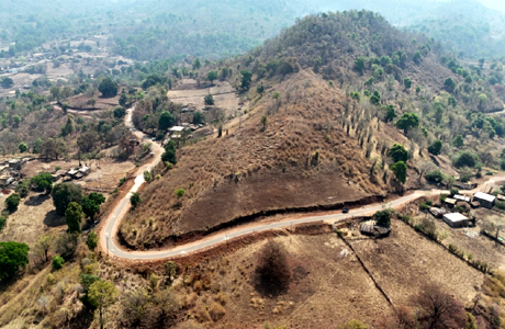 बारहमासी सड़क से जुड़ गया पहाड़ों के बीच बसा चाऊरडोंगरी