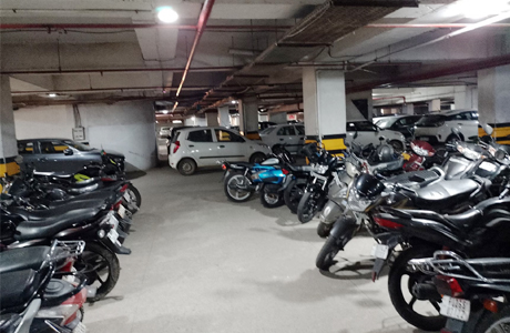 मॉल में पार्किंग शु्ल्क की वसूली अवैध, उपभोक्ता फोरम का बड़ा फैसला