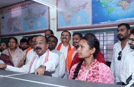 उप मुख्यमंत्री साव ने किया मावा मोदोल लाइब्रेरी चारामा का शुभारंभ