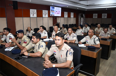 नारकोटिक्स ड्रग डिटेक्शन एवं प्री-कर्सर डिटेक्शन किट पर कार्यशाला