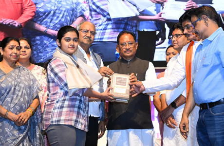 पंचायतों को सशक्त कर विकसित भारत की नींव सुदृढ़ कर रही हमारी सरकार : साय