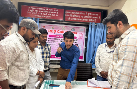 सुरक्षित मातृत्व के लिए बस्तर में 'रेड कॉल सेंटर' की स्थापना