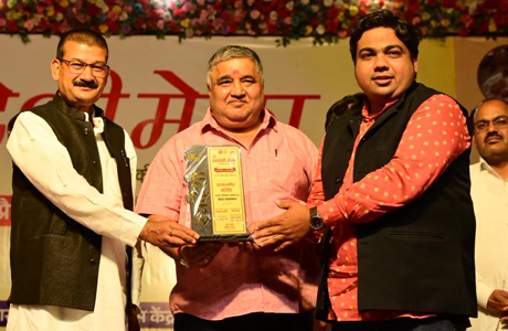 स्वदेशी मेले में शामिल हुए पर्यटन मंत्री अग्रवाल, दिया स्थानीय को बढ़ावा देने का संदेश