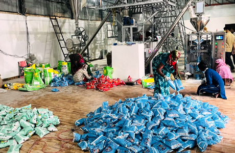 महिला स्वसहायता समूहों ने बदली पोषण आहार आपूर्ति की तस्वीर