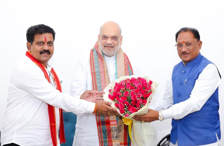 बस्तर के विकास पर दिल्ली में मंथन, गांव-गांव तक पहुंची स्वास्थ्य सेवाएं