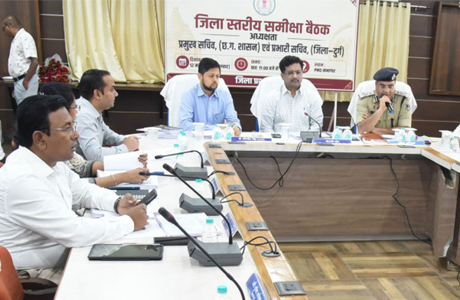 नशामुक्त लोगों को सामने रखकर चलाएं नशामुक्ति अभियान - प्रमुख सचिव बोरा