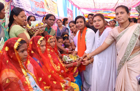 जहां लगती थी नक्सलियों की जन-अदालत, वहां पहुंचा विष्णु का सुशासन