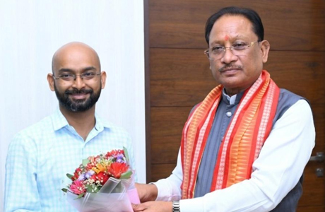 वनांचल के बेटे ने बढ़ाया प्रदेश का मान, आईएफएस बनकर रचा नया इतिहास