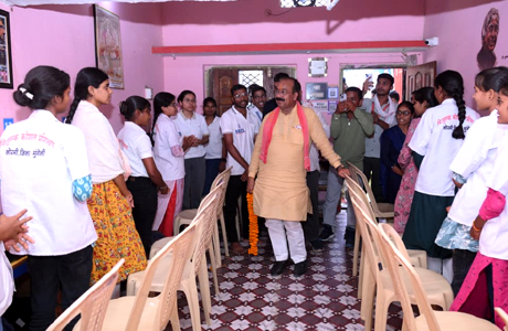 लोरमी में 250 युवाओं को कंप्यूटर, सिलाई और ब्यूटी पार्लर का प्रशिक्षण