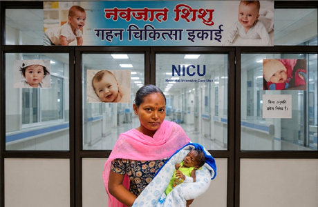 रायगढ़ मेडिकल कालेज के NICU टीम की मेहनत रंग लाई, नवजात को मिला जीवन