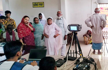 टीबी मुक्त छत्तीसगढ़ : अब गांव-गांव तक पहुंचने लगी हैंड हेल्ड एक्स-रे की सुविधा