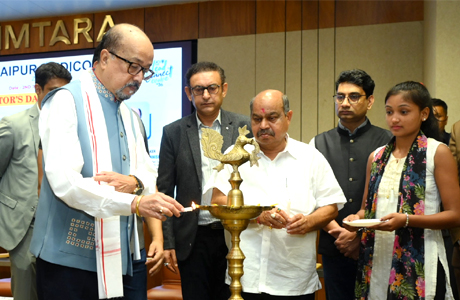 चिकित्सा में आधुनिक तकनीक के साथ मानवीय संवेदनाएं भी जरूरी - राज्यपाल