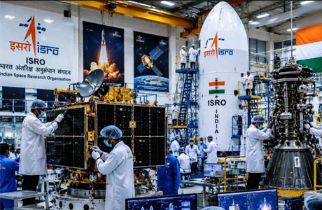ISRO को छोड़कर निजी अंतरिक्ष स्टार्टअप्स की ओर भाग रहे वैज्ञानिक