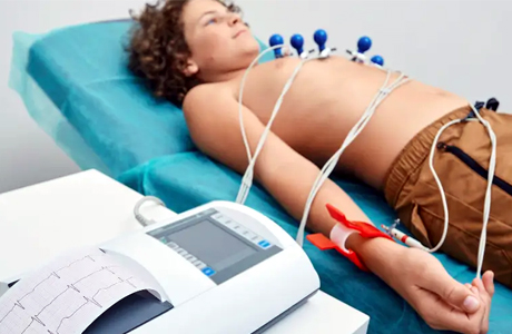 सडन हार्टअटैक से बचने के लिए 17 साल की उम्र में करवाएं ये जांचें