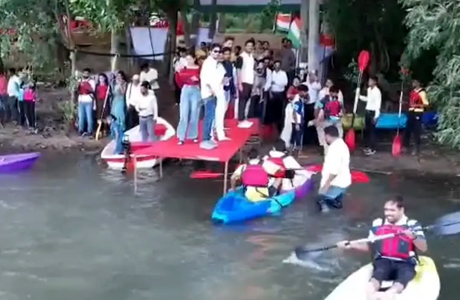 सोशल मीडिया में छाया कयाकिंग का रोमांच, सैलानियों से गुलजार हुआ रुद्री डेम