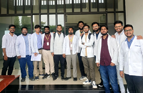 मेडिकल इंटर्न्स का स्टाइपेंड बढ़ाने पर विचार करेगा चिकित्सा शिक्षा विभाग