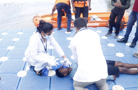 खैरागढ़ में एसडीआरएफ का मॉकड्रिल, डूब रहे चार लोगों की बचाई जान
