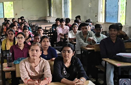 शासकीय टीसीएल कॉलेज में मनाया गया 'विभाजन विभीषिका स्मृति दिवस'