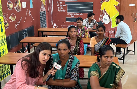 दिल्ली से आए सोशल मीडिया इंफ्लुएंसर्स ने देखी बदलते बस्तर की तस्वीर