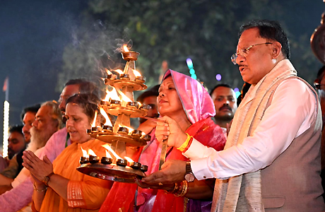 शिवरीनारायण में चित्रोत्पला गंगा महाआरती में शामिल हुए मुख्यमंत्री साय