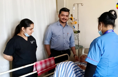 बुजुर्ग मरीज को आ रहे थे मिर्गी जैसे दौरे, पेसमेकर से सुधरी स्थिति