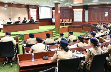 सस्ते श्रम की लालच में छत्तीसगढ़ लाए जा रहे अवैध प्रवासी : गृहमंत्री