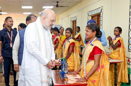 सेवा डेरा में तब्दील हुए सुरक्षा बलों के सुरक्षा कैंप, गांवों तक पहुंची योजनाएं